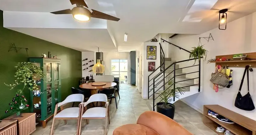 Casa à venda com 3 dormitórios sendo 1 suíte e quintal privativo no villagio viana – granja viana