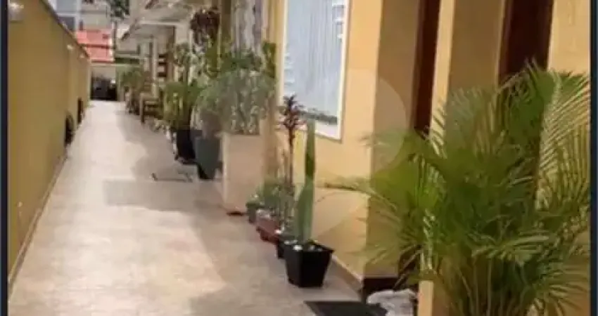 Casa com 2 quartos à venda na Rua Renzo Baldini, 754, Itaquera, São Paulo