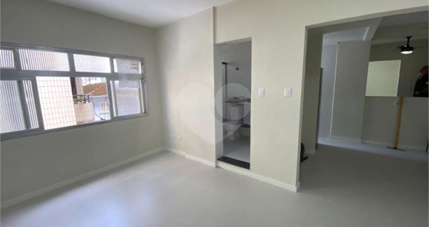 Apartamento com 1 quartos à venda ou para locação em Centro - SP