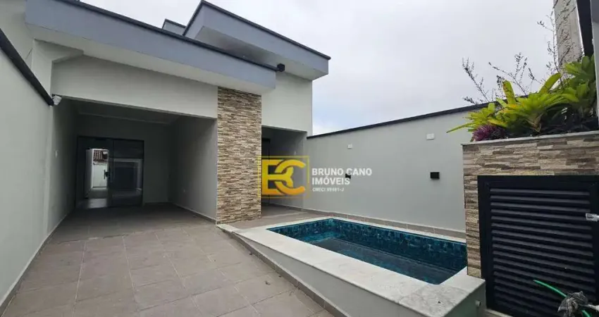Casa Térrea 2 Quartos com Piscina e Churrasqueira em Peruíbe