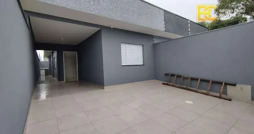 Casa térrea nova com piscina - Flora  Rica II - Peruíbe/SP