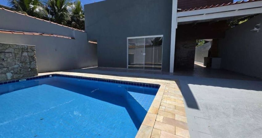 Casa com 3 quartos para alugar com Piscina - Oasis - Peruíbe/SP