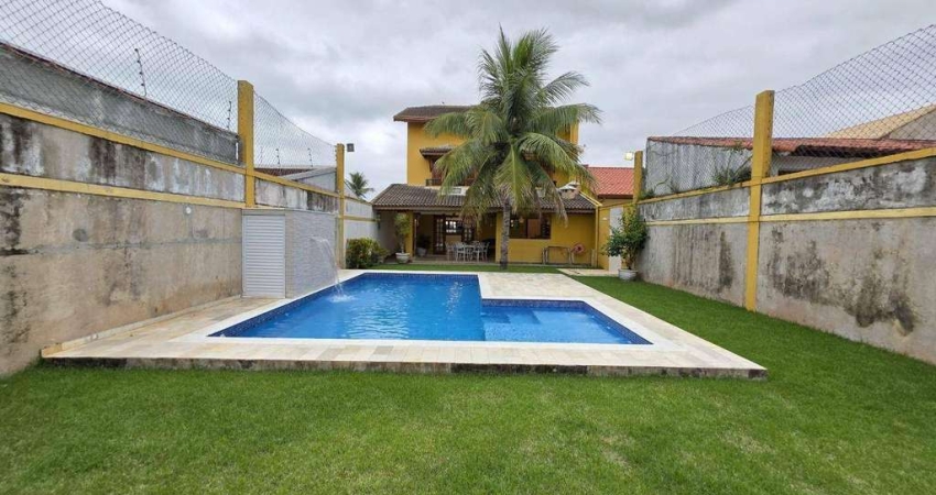 Triplex Sofisticado com 3 Suítes e Área Gourmet a 150m da Praia em Peruíbe