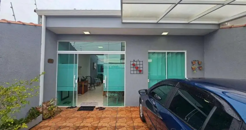 Casa aconchegante em bairro residencial no São João Batista ll em Peruíbe/SP