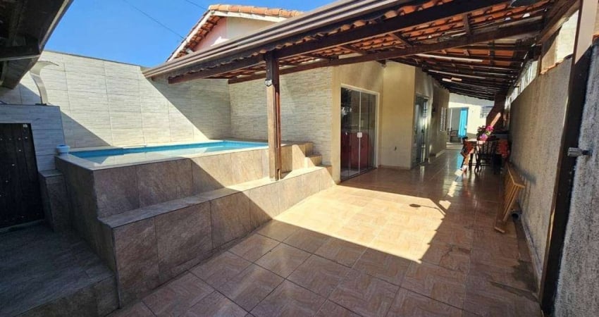 Casa com piscina e 3 quartos a venda - Ribamar - Peruíbe/SP