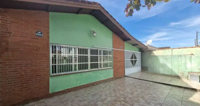 Casa à venda á 600 metros do mar - balneário são joão batista - peruíbe/sp