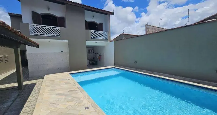 Casa com 4 quartos à venda na Rua Prof Terezinha Rodrigues Kalil, 1289, Parque D'Aville, Peruíbe