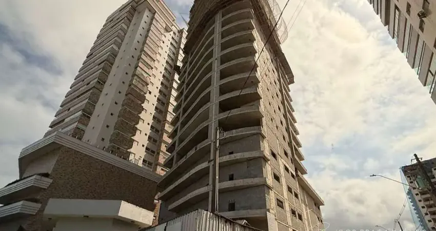 BELISSÍMO APARTAMENTO, À 10M DO MAR E LAZER COMPLETO