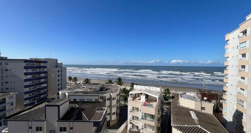 BELÍSSIMO APARTAMENTO, AMPLO E À 80M DO MAR
