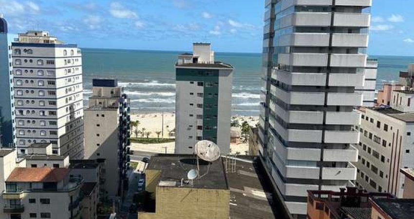 BELÍSSIMO APARTAMENTO AMPLO, À 100M DO MAR