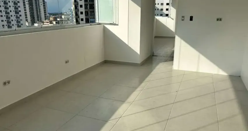 BELÍSSIMO APARTAMENTO, À 350m DO MAR E LAZER COMPLETO