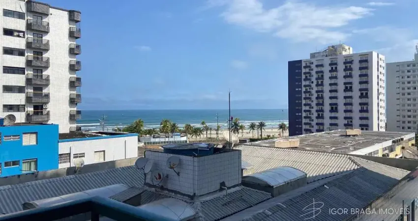 BELÍSSIMO APARTAMENTO, À 200M DO MAR E ÁREA GOURMET
