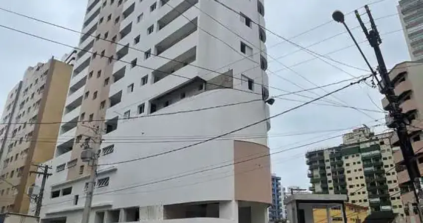 BELÍSSIMO APARTAMENTO, QUADRA DO MAR E LAZER COMPLETO