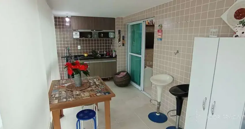 BELÍSSIMO APARTAMENTO, FINO ACABAMENTO E LAZER COMPLETO