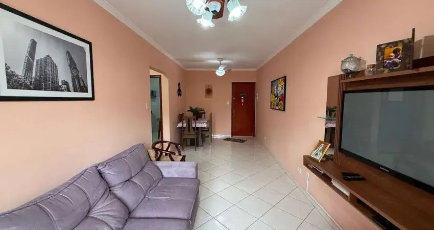 BELÍSSIMO APARTAMENTO, AMPLOE  À 200M DO MAR