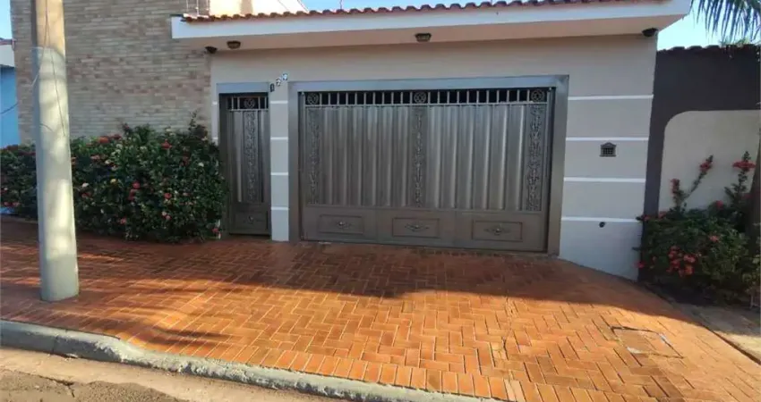 Casa com 4 quartos à venda na Waldemar Da Costa Teixeira, Planalto Verde, Ribeirão Preto