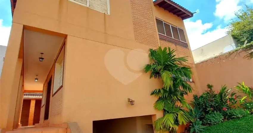 Sobrado com 3 quartos à venda em Jardim Sumaré - SP