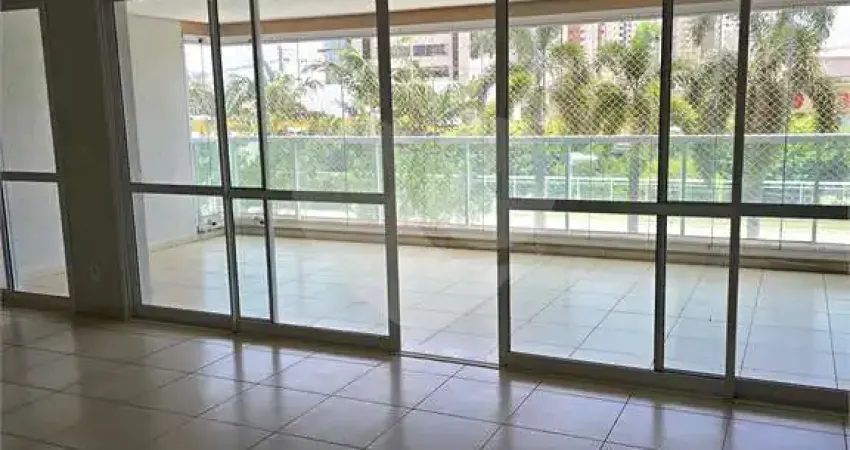 Apartamento com 3 quartos para locação em Jardim Botânico - SP