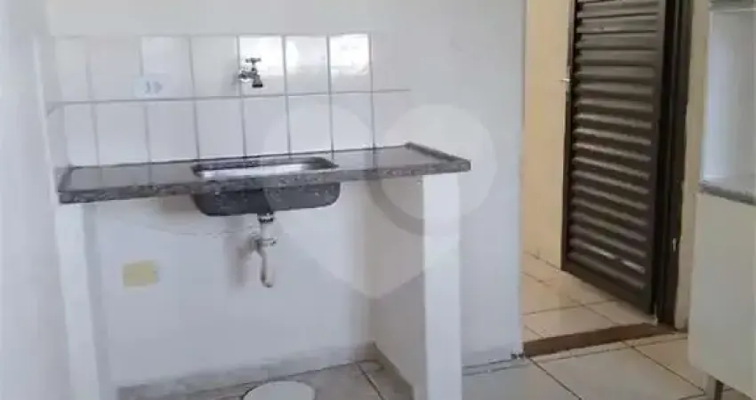 Casa com 1 quartos para locação em Campos Elíseos - SP