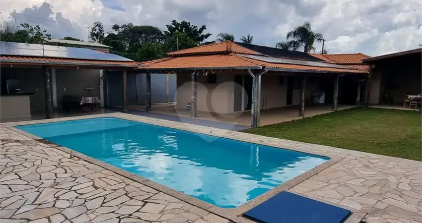 Chácara / sítio com 3 quartos à venda na I, S/N, Zona Rural, São Sebastião do Paraíso