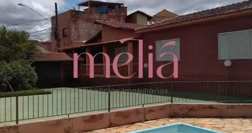 Casa com 3 quartos à venda no Centro, Pouso Alegre 