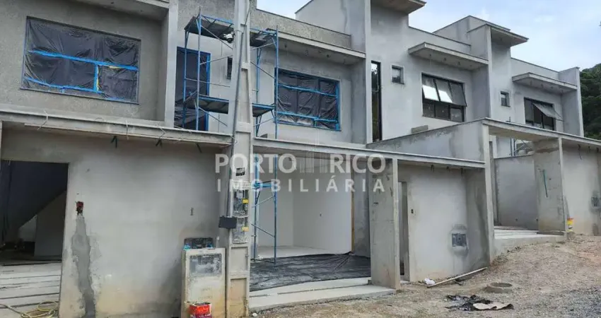 Casa com 3 quartos à venda no Glória, Joinville 