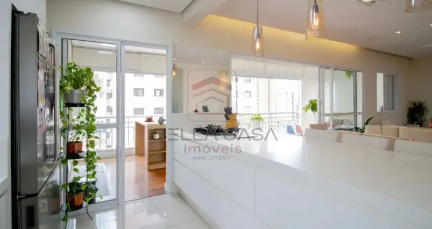 Apartamento de Alto Padrão à Venda na Mooca - 3 Suítes e Sacada Gourmet
