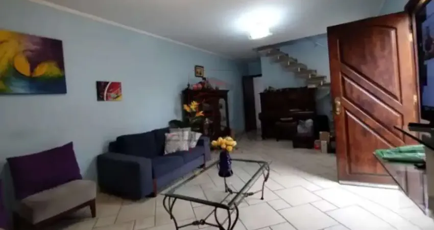 Sobrado a venda na Vila Prudente com 4 quartos e Quintal
