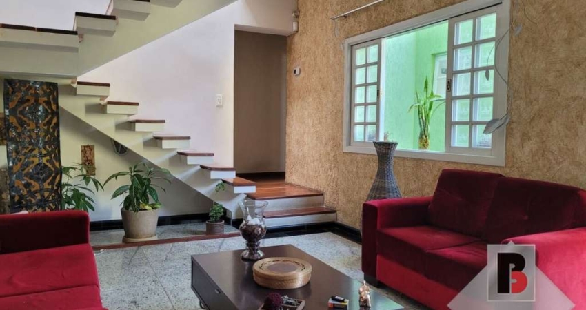 Venha morar na Vila Prudente, Casa com piscina e Quintal