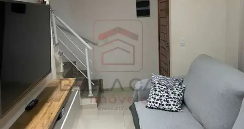 Sobrado  em  condominio  - Vila Industrial - 2 dormitórios - suíte- vaga - quintal e churrasqueira