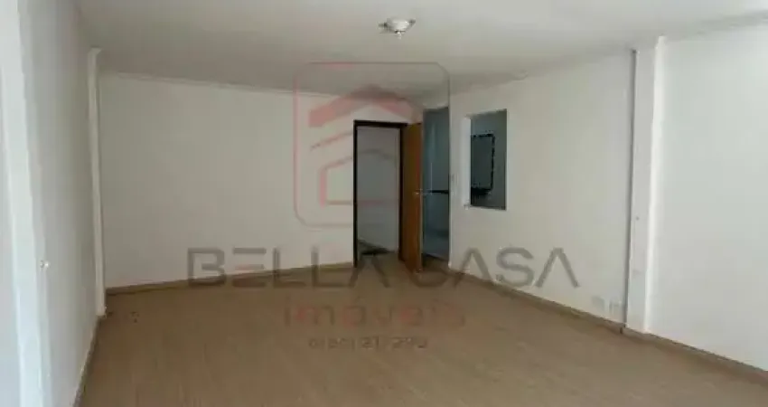 Casa a venda na mooca com 3 quartos, quintal e 2 vagas de garagem