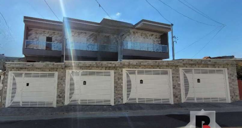 NOVO - 175 m² - 3 dormitórios, 1 suíte, terraço, 5 vagas de garagem, espaço para churrasqueira