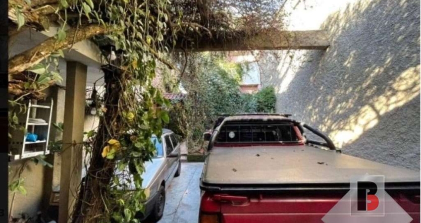 Sobrado na mooca a venda com quintal, espaço verde com área frutifera.