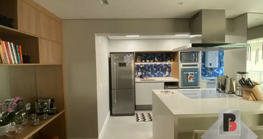 Apartamento na mooca - Mobiliado - 107 m² - 2 suítes - 2 vagas