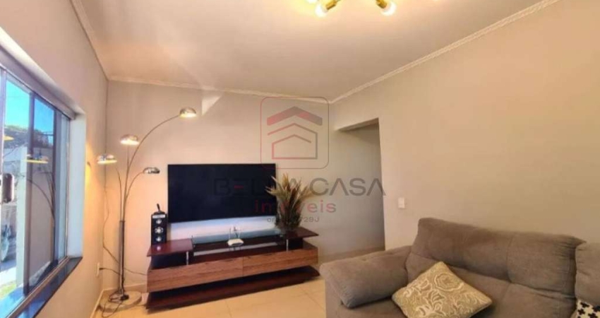 Casa assobradada com edícula próxima a av Vila Ema.