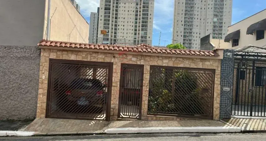 Casa Térrea ampla - 2 dormitórios - vagas de garagem - churrasqueira e  quintal