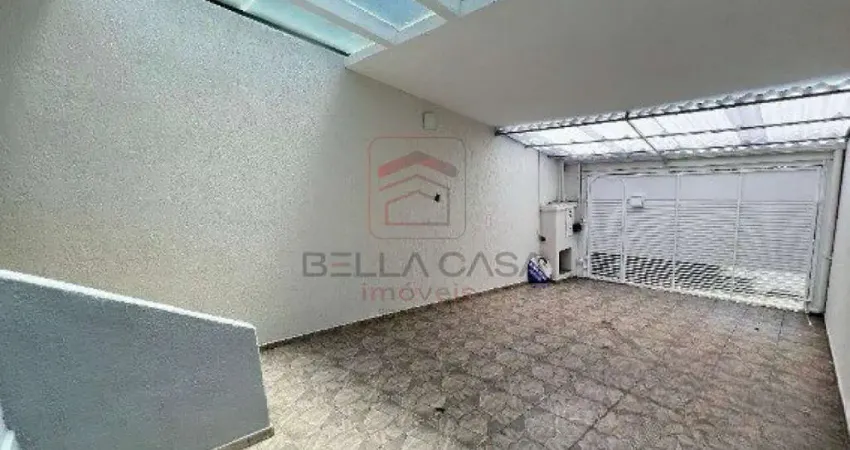 Amplo Sobrado à Venda | 3 Dormitórios (1 Suíte) | 2 Vagas | Ótima Localização