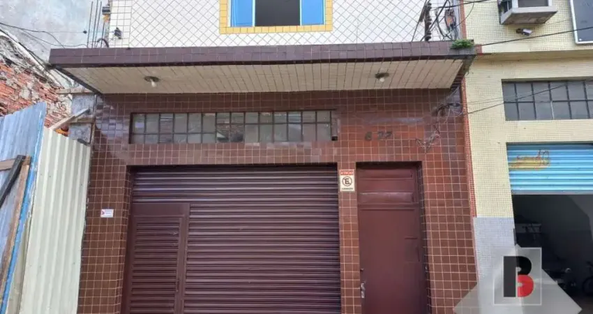 Prédio à Venda com 12 apartamentos e 1 salão comercial