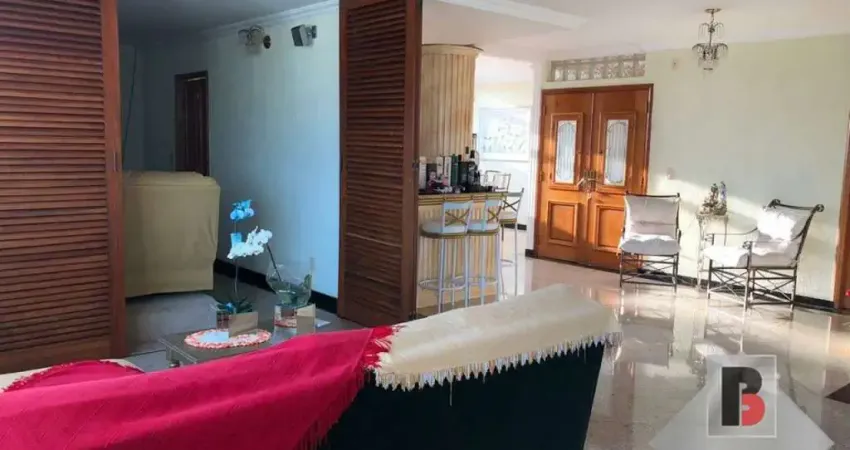 368 m² - Apartamento Alto Padrão Avenida Paes de Barros