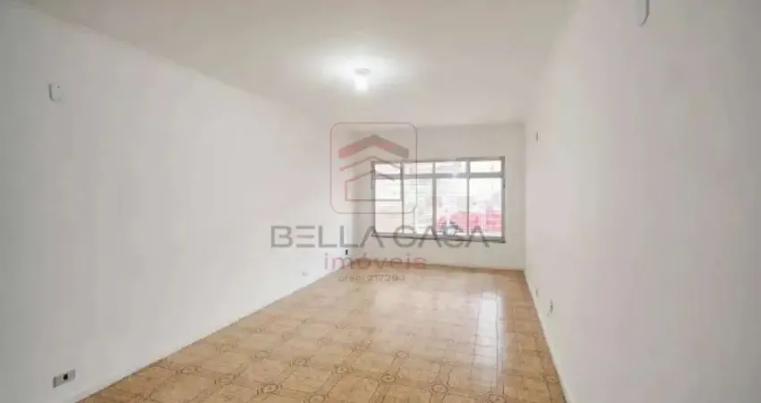 Casa a venda com 3 dormitórios e 2 vagas no bairro da mooca
