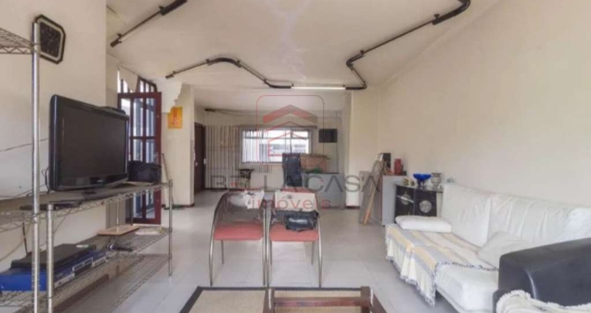 Sobrado a venda no Bairro da mooca com 5 quartos e quintal