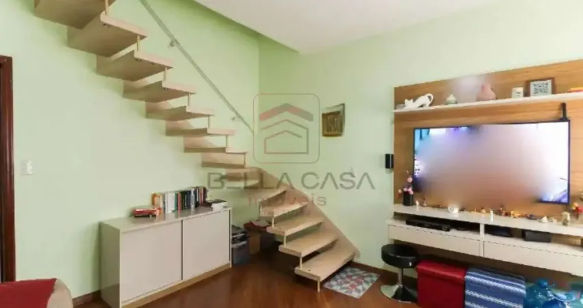 Sobrado a poucos metros do metro vila prudente, 2 dormitórios