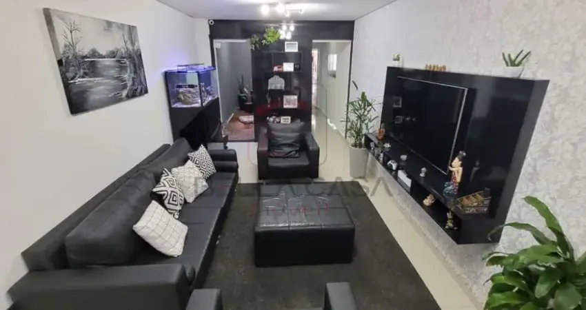 Sobrado á venda - 100 metros com 3 dormitórios - 1 suite - 2 vagas