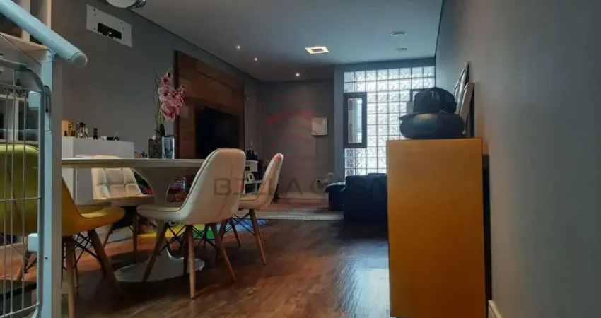 Casa a venda no Bairro do Tatuapé com 3 quartos e quintal com churrasqueira