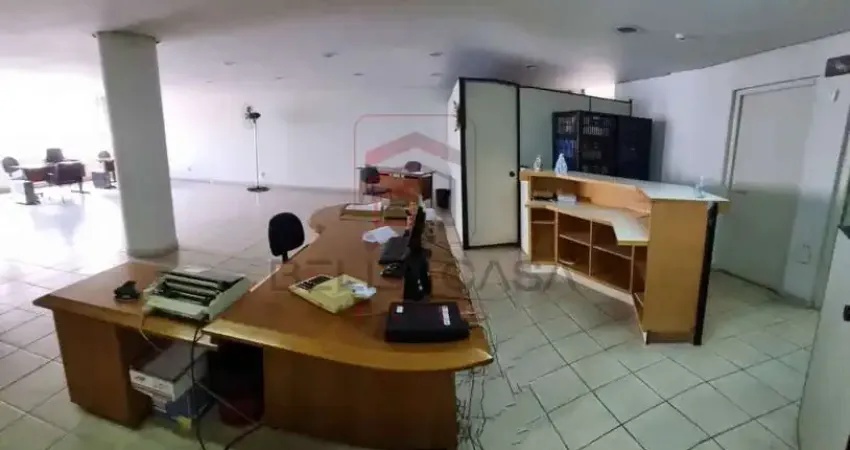 CONJUNTO COMERCIAL 200 m2. ENTRE METRÔ REPUBLICA E ANHANGABAÚ