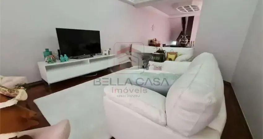 Casa a venda Jardim Avelino - 250m2  3 suítes e 5 vagas