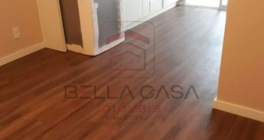 Apartamento com varanda 35m2 com suíte e 1 vaga  a venda no Cambuci