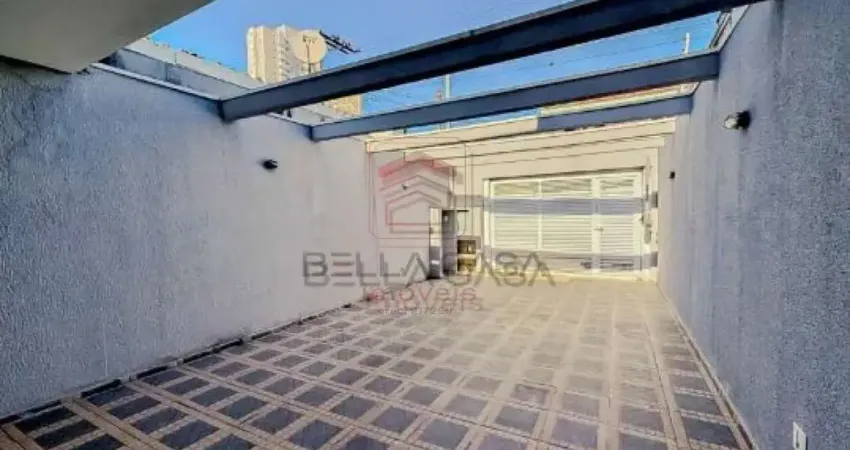 Sobrado a venda na mooca com 3 quartos, quintal e 4 vagas
