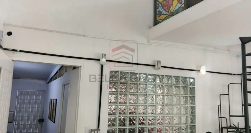 Sobrado á Venda na Mooca com 03 Dormitórios (02 Suites), 02  vagas