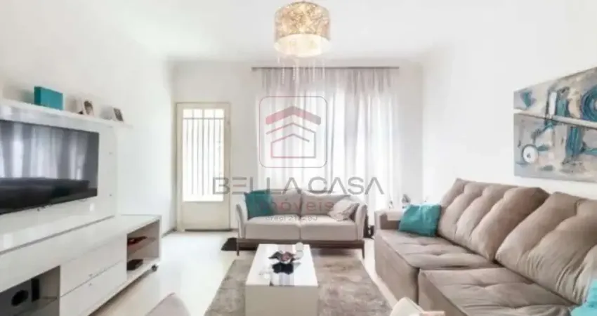 Sobrado a venda no Pq da Mooca, 161 m², 3 dormitórios e 2 vagas.